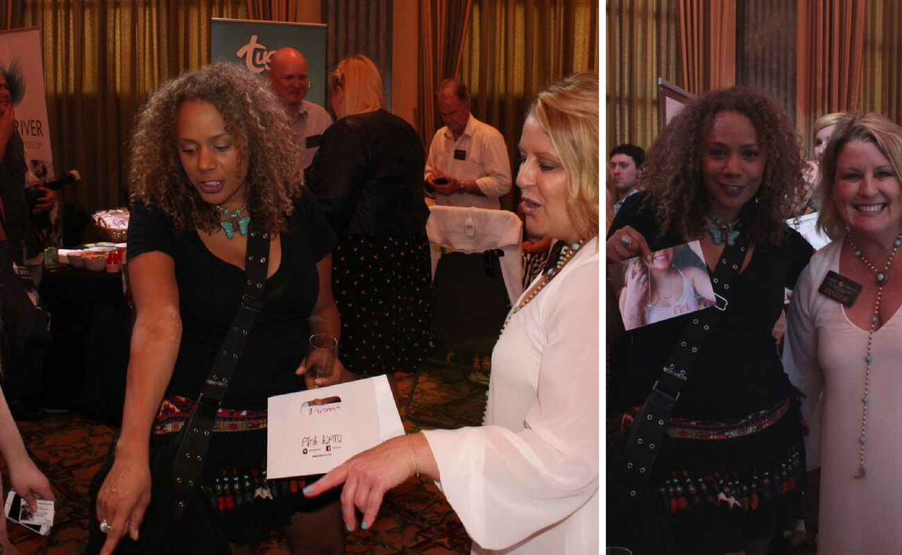 Actress, Rachel True oohs and aahs over the collections we debuted at Celebrity Connected's Luxury Oscar Gifting Suite in 2016. She poses for a picture with our owner and designer Pam Favero Mills. Pink Karma debuted their new line at Celebrity Connected's Luxury Oscar Gifting Suite in 2016.